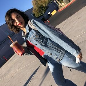 Meet your Posher, Jazmin